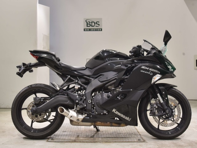 Kawasaki NINJA ZX-25R 2022