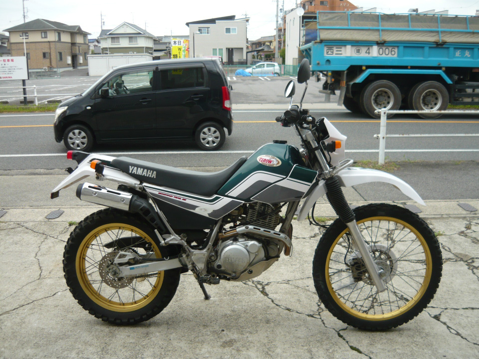 Yamaha SEROW XT225 2000