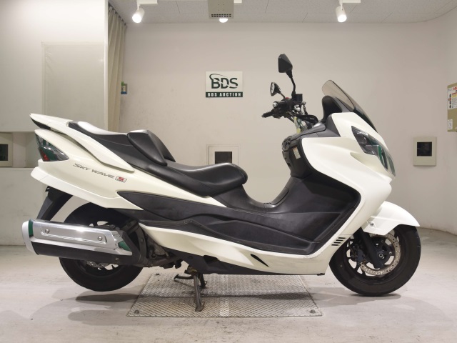 Suzuki SKYWAVE 250S