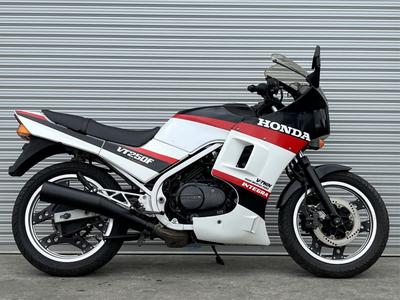 Honda VT250FC INTEGRA 1984
