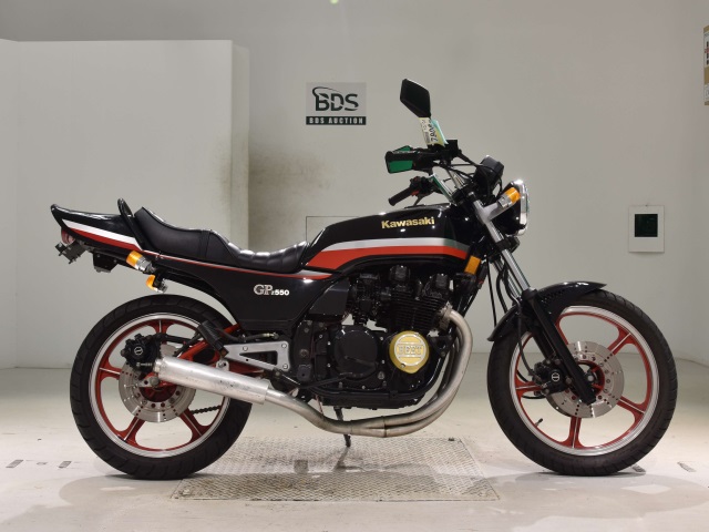 Kawasaki Z550GP 2020