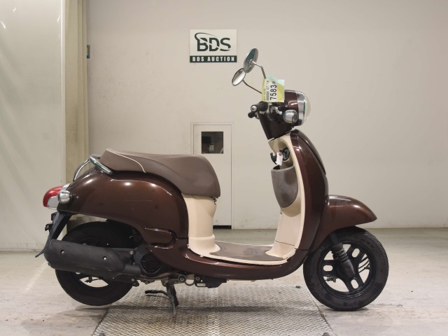 Honda GIORNO 2011