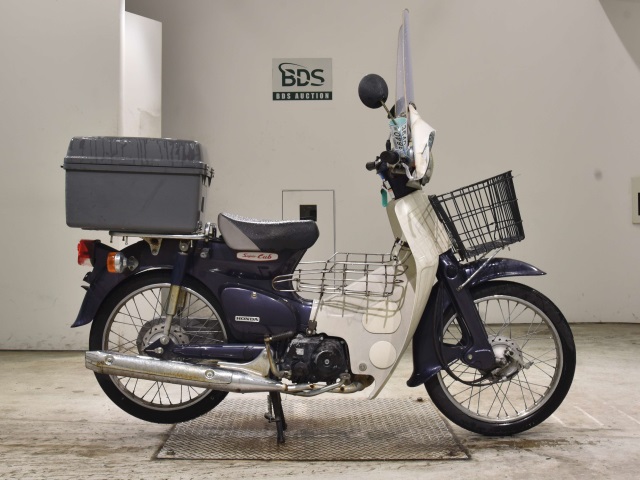 Honda C50 2008