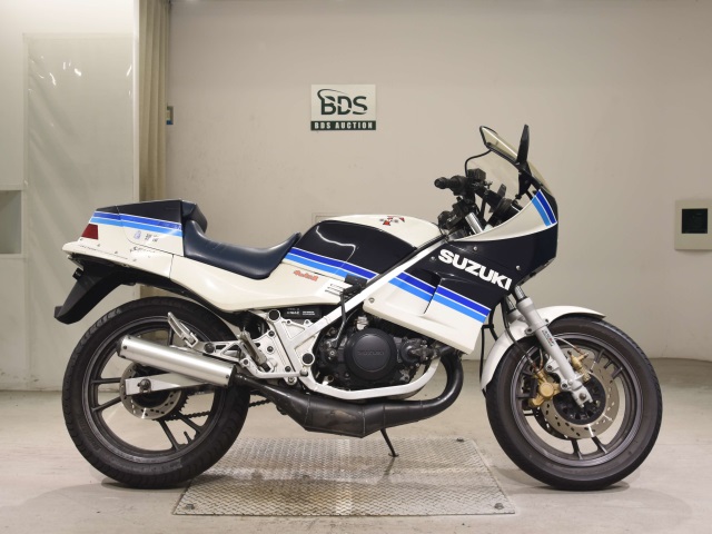 Suzuki RG250 GAMMA