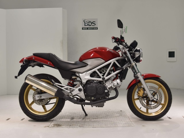 Honda VTR250 2011