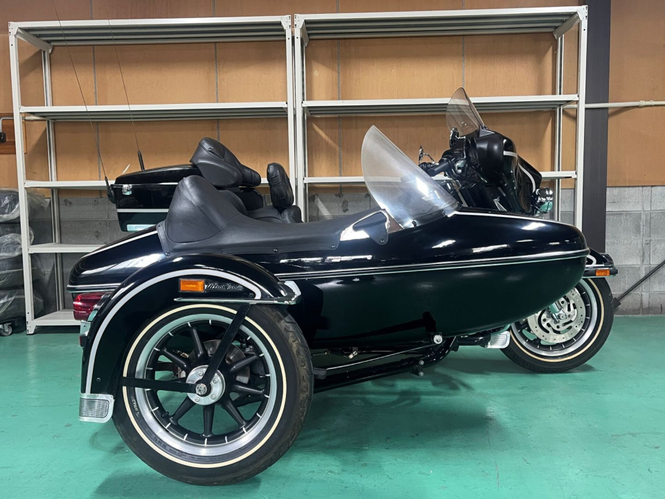 HD ELECTRA GLIDE FLHTCUI1450 SIDECAR 2004