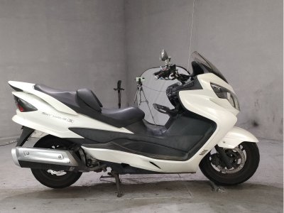Suzuki SKYWAVE 250S