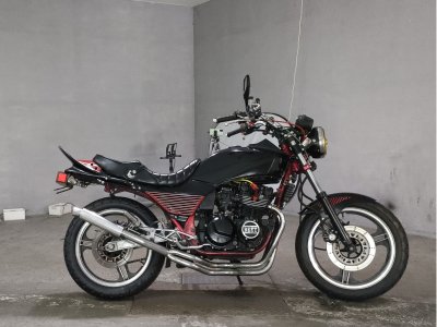 Kawasaki GPZ400F 1984