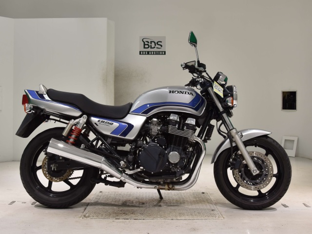 Honda CB750SF 2008