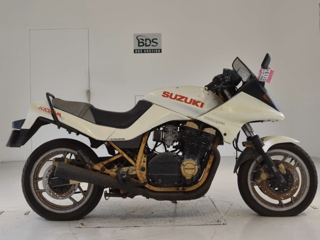 Suzuki GSX750S KATANA 1985