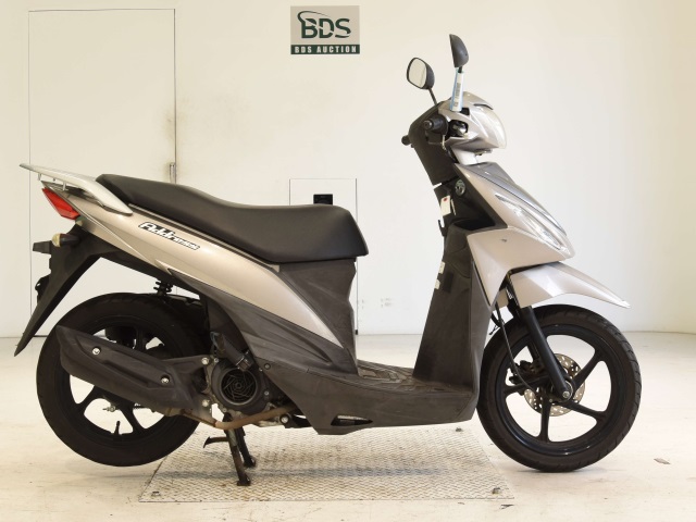 Suzuki ADDRESS V110