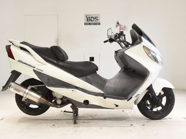 Suzuki SKYWAVE 250S