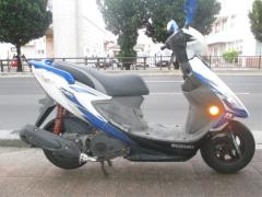 Suzuki GSR125 2012