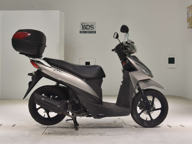 Suzuki ADDRESS V110
