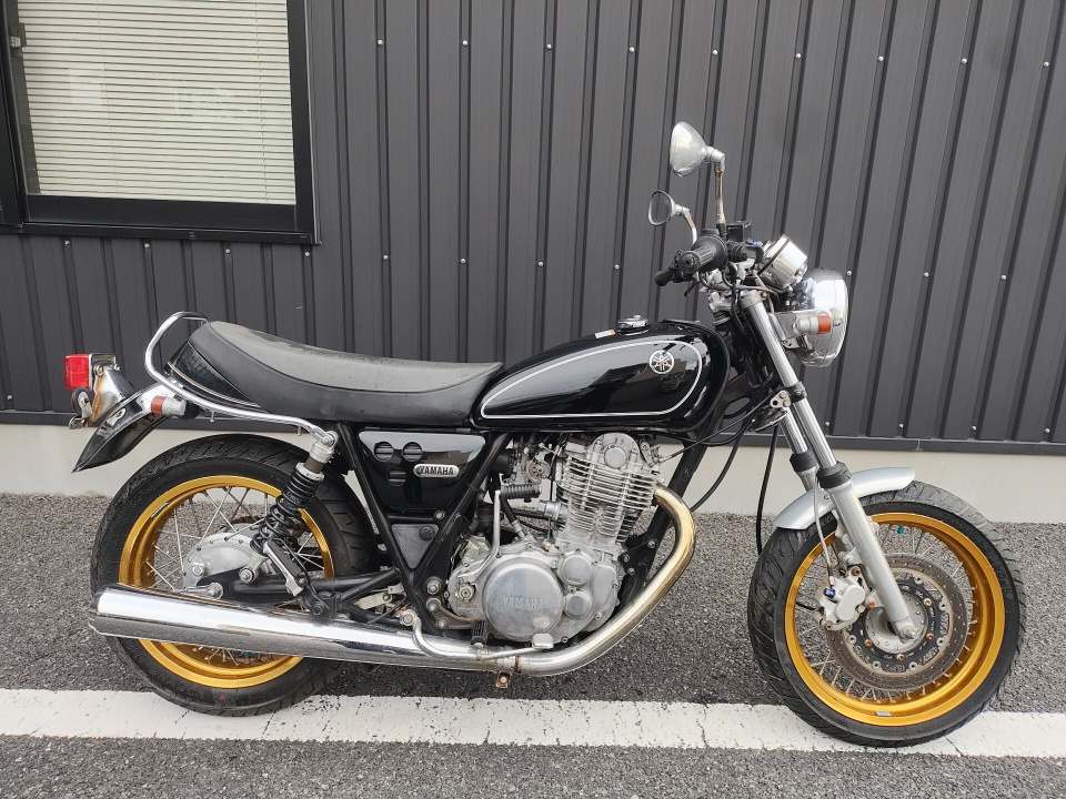 Yamaha SR400 2002