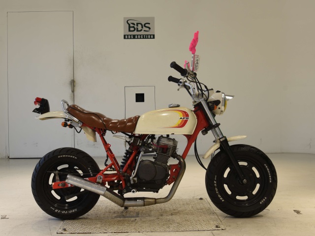 Honda APE50 2002