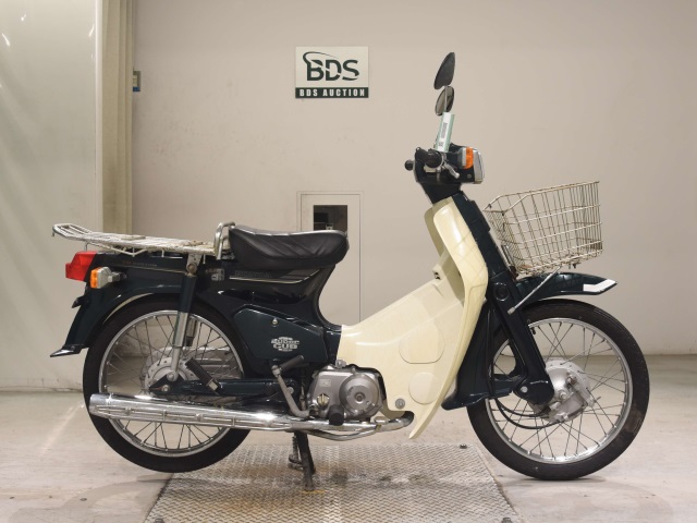 Honda C70 1999