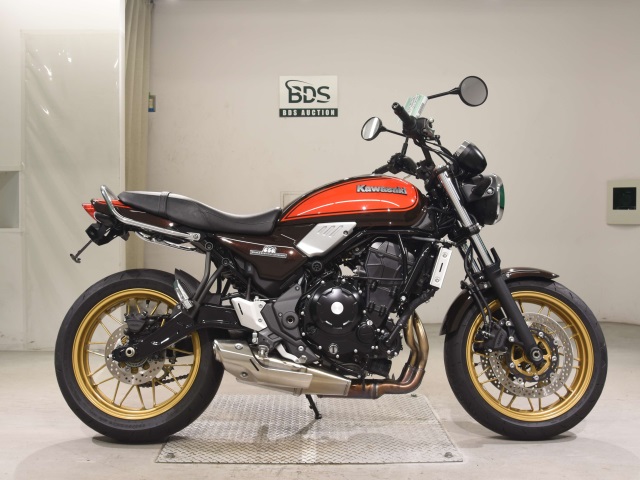 Kawasaki Z650RS 2022