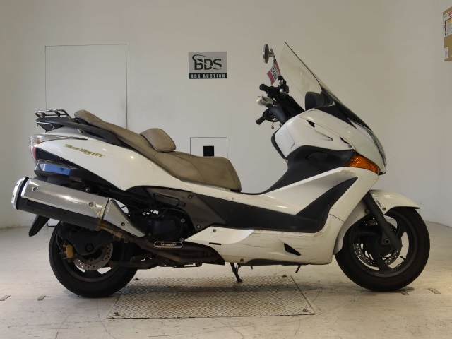 Honda SILVERWING600GTA 2011