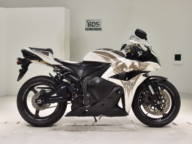 Honda CBR600RR 2011
