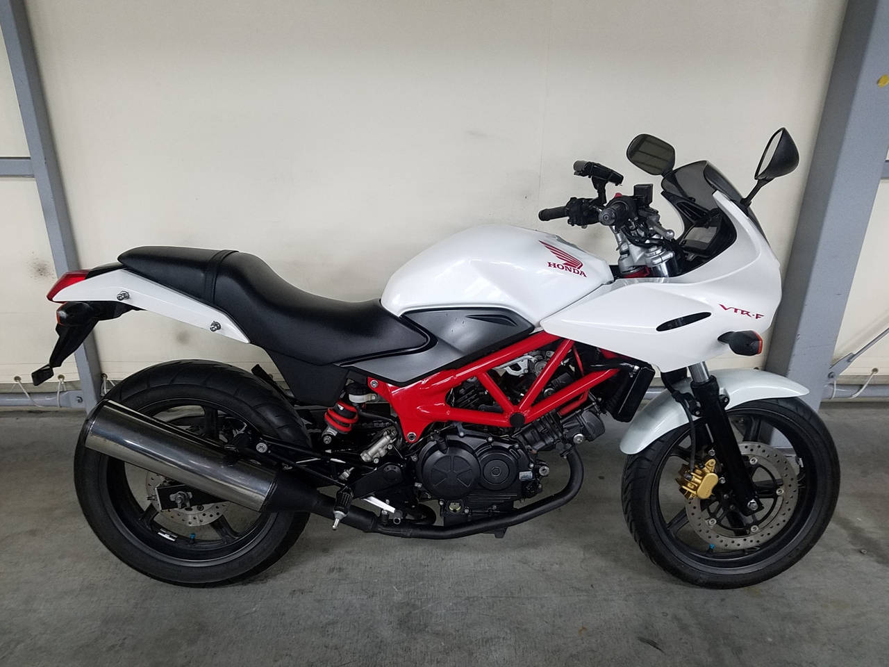 Honda VTR250F 2013