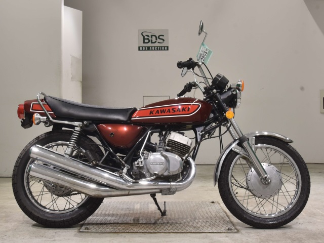 Kawasaki 250SS