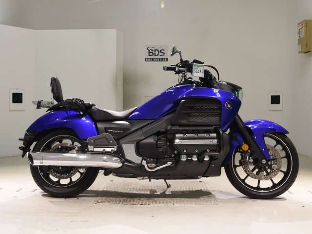 Honda GL1800 F6C VALKYRIE 2014