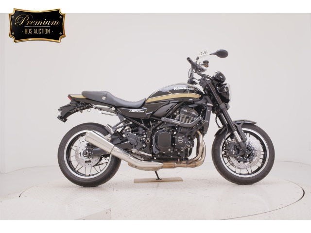 Kawasaki Z900RS 2022