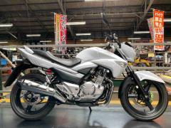Suzuki GSR250