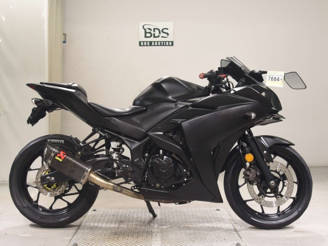 Yamaha YZF-R25 2018