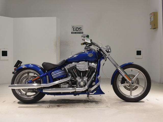 HD ROCKER C FXCWC1580 2008