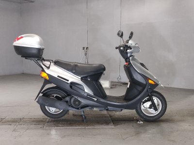 Suzuki VECSTAR 125