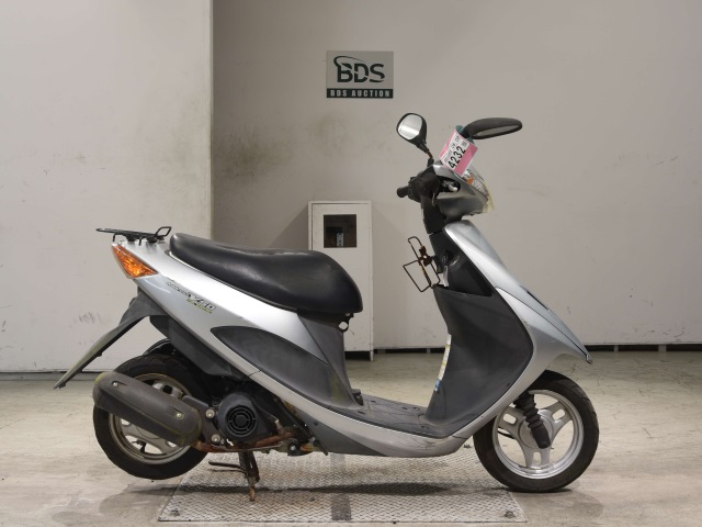 Suzuki ADDRESS V50