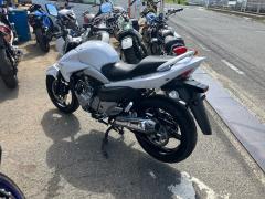 Suzuki GSR250 2015
