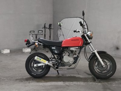 Honda APE50 2001