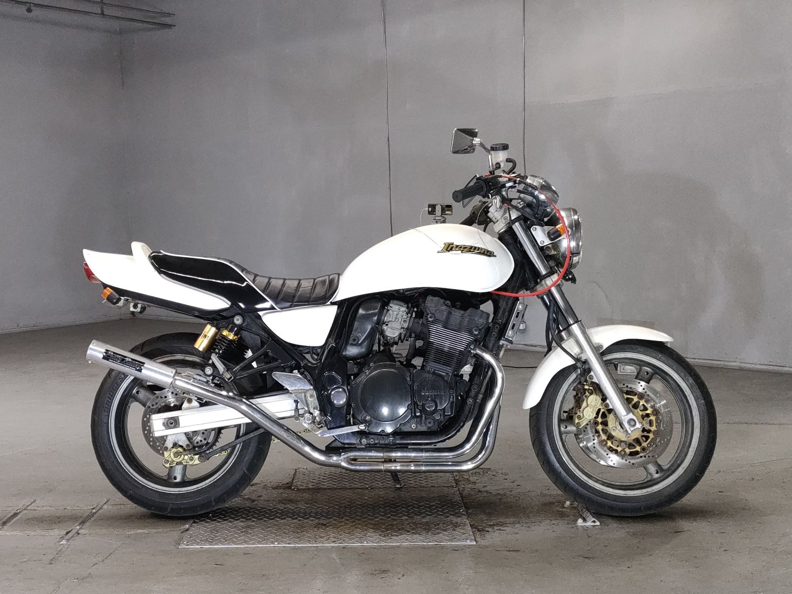 Suzuki GSX400 INAZUMA 1997