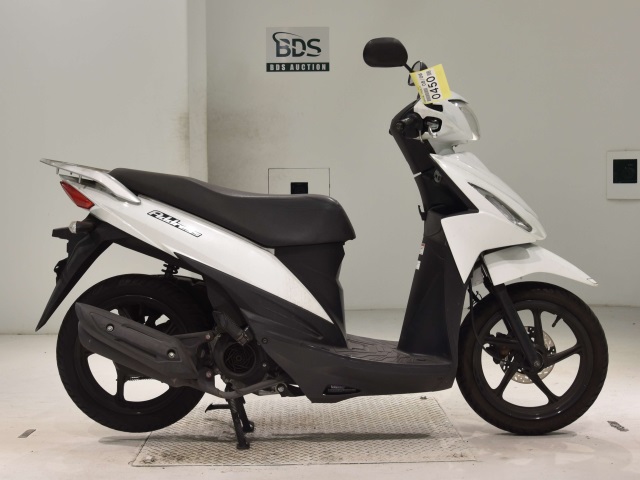 Suzuki ADDRESS V110