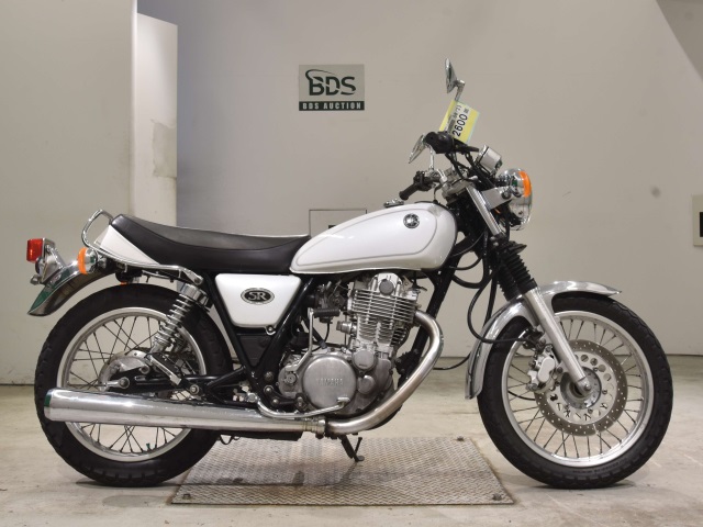 Yamaha SR400 2005