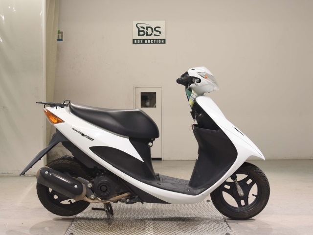 Suzuki ADDRESS V50