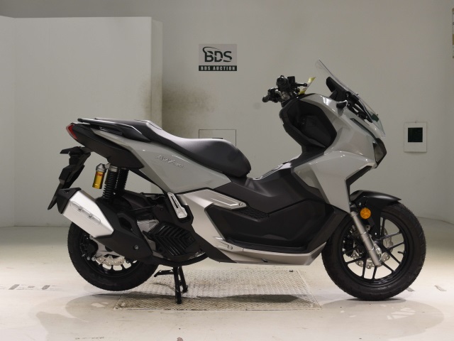 Honda ADV 160 2025