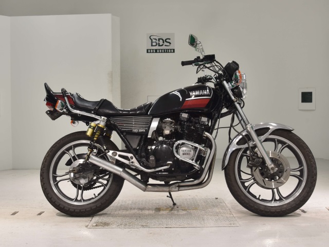 Yamaha XJ400D 1983
