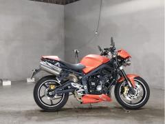 Triumph STREET TRIPLE R 2010