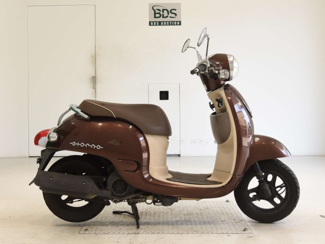 Honda GIORNO 2011