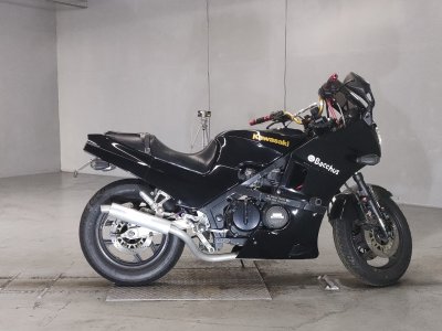 Kawasaki GPZ400R 1987