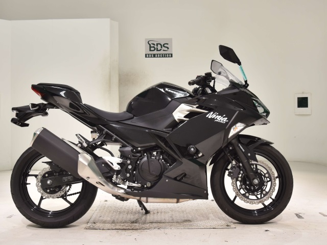 Kawasaki NINJA400 2021