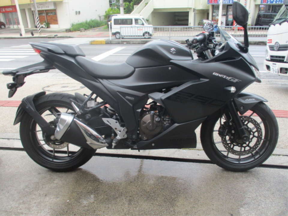 Suzuki GIXXER SF250