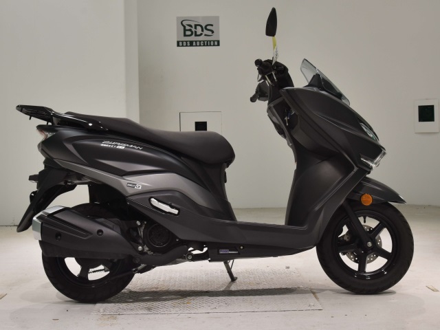 Suzuki BURGMANｽﾄﾘｰﾄ125EX