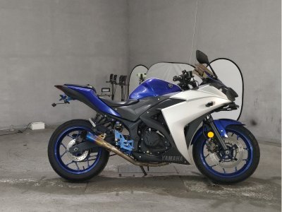 Yamaha YZF-R25 2016