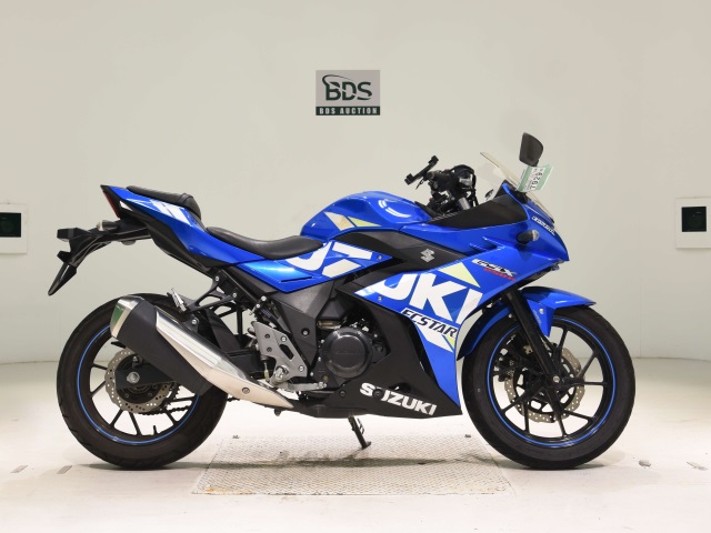 Suzuki GSX250R