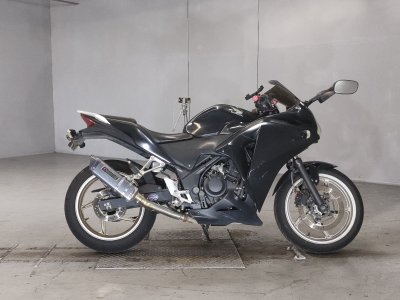 Honda CBR250R 2011